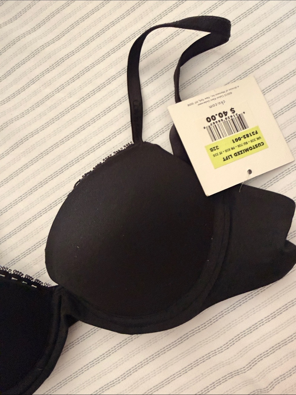 Calvin Klein Black Lace-Trim Push-Up Bra - Picture 3 of 7